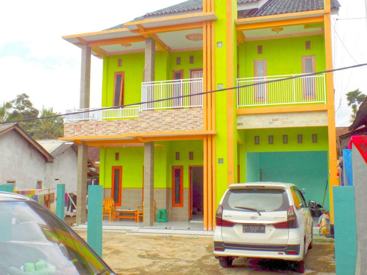 Bed and Breakfast Osingvacation Tamansuruh Exteriér fotografie